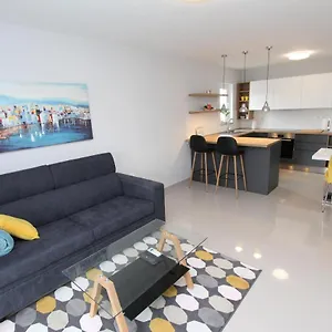 https://apartment-sorriso-2.in-istria.net
